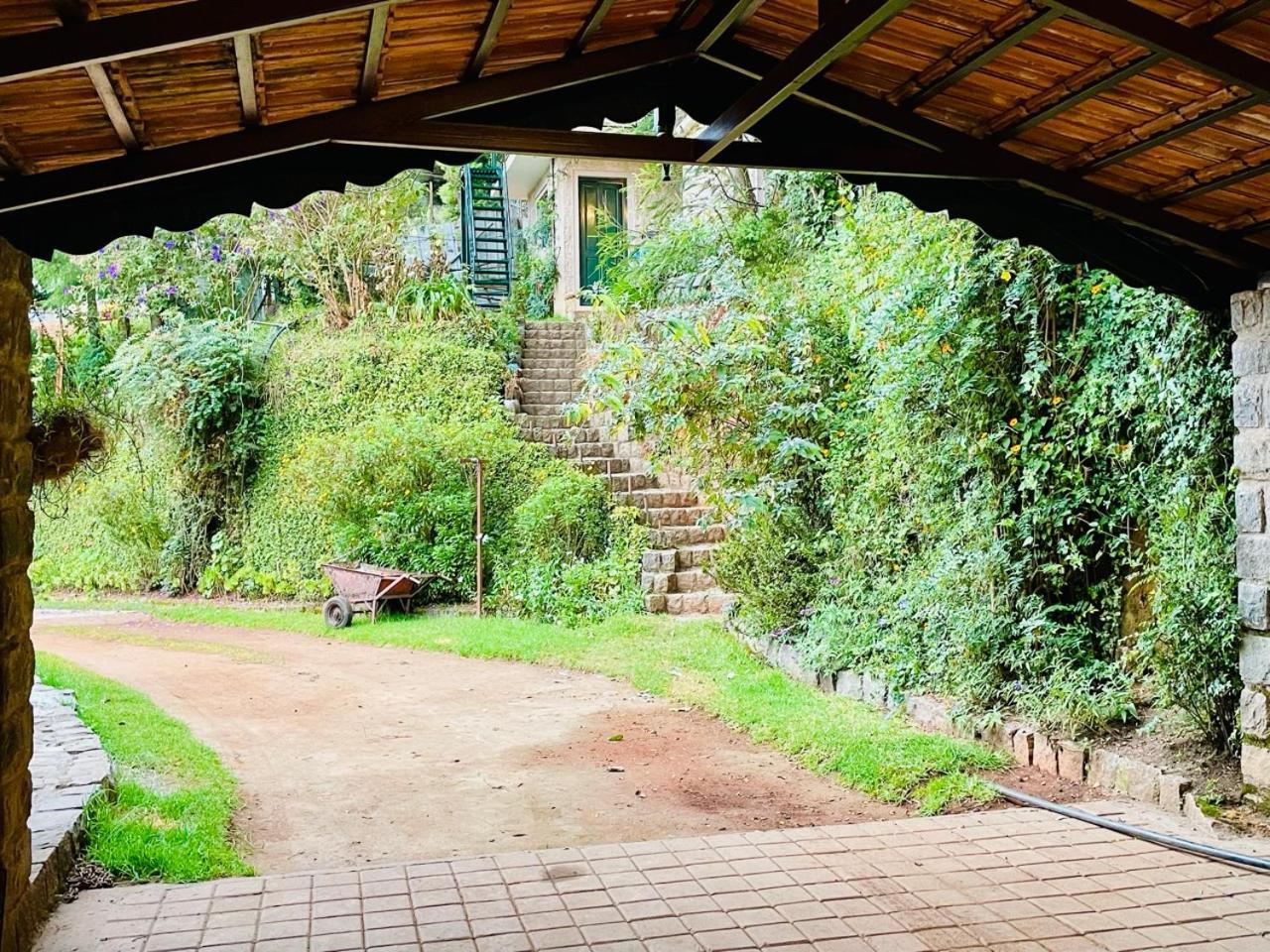 Stumpfields Bed & Breakfast Udagamandalam Exterior photo